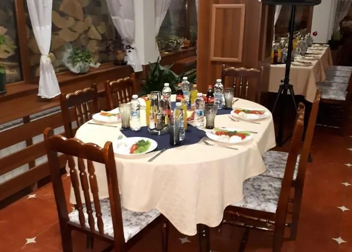 за гости - семейна ивел Szálloda