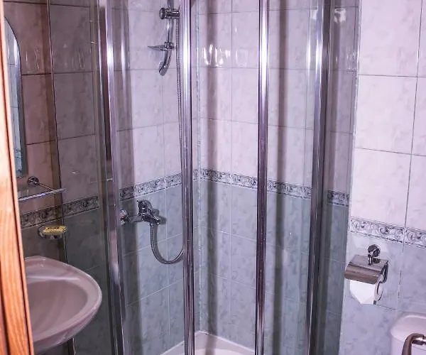 за гости - семейна ивел Szálloda 3*