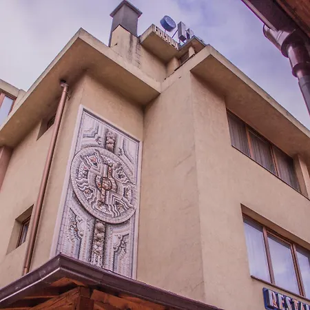 Hotell за гости - семейна ивел