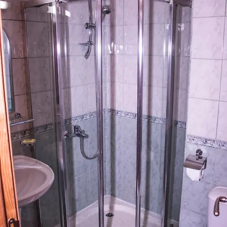 за гости - семейна ивел 3* Bansko