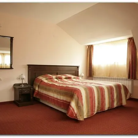 за гости - семейна ивел