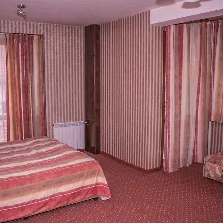 за гости - семейна ивел Hotell Bansko