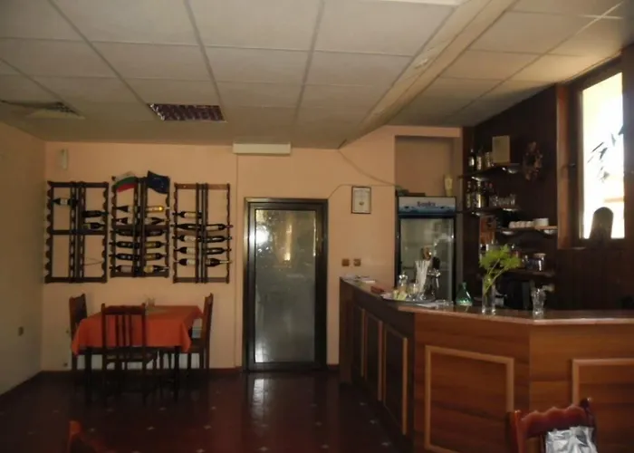 за гости - семейна ивел 3* Банско