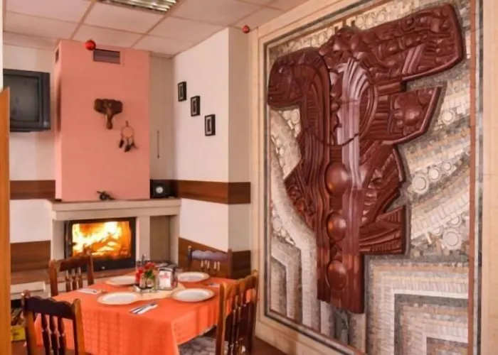 за гости - семейна ивел Хотел 3*